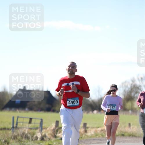 06.04.2025 - 44. Internationalen Wilhelmsburger Insellauf Jannik Wohlers http://msf.ph/oto/7601221 06.04.2025 10:44:09 Laufen 4489, 4517 meine-sportfotos.de