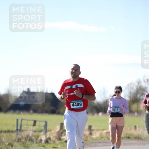 06.04.2025 - 44. Internationalen Wilhelmsburger Insellauf Jannik Wohlers http://msf.ph/oto/7601223 06.04.2025 10:44:09 Laufen 4489, 4517 meine-sportfotos.de
