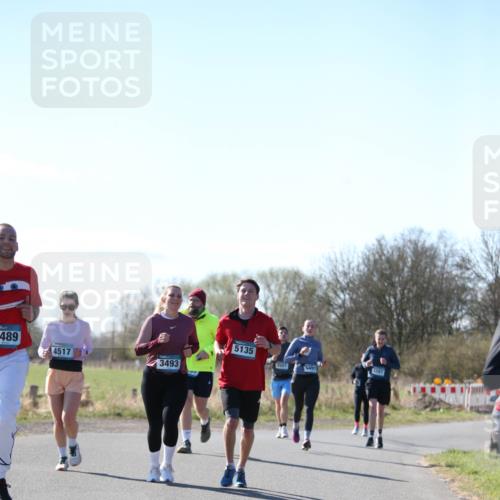 06.04.2025 - 44. Internationalen Wilhelmsburger Insellauf Jannik Wohlers http://msf.ph/oto/7601226 06.04.2025 10:44:10 Laufen 489, 4517, 3493, 5135, 3507, 491, 1287 meine-sportfotos.de