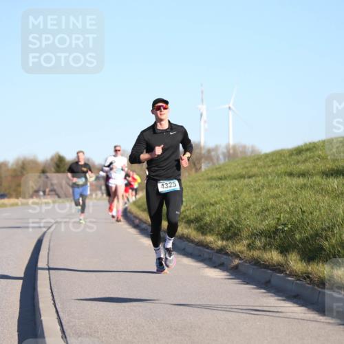 06.04.2025 - 44. Internationalen Wilhelmsburger Insellauf Jannik Wohlers http://msf.ph/oto/7601227 06.04.2025 09:19:36 Laufen 4325 meine-sportfotos.de