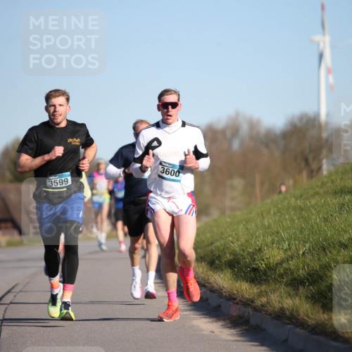 06.04.2025 - 44. Internationalen Wilhelmsburger Insellauf Jannik Wohlers http://msf.ph/oto/7601284 06.04.2025 09:19:39 Laufen 3599, 3600 meine-sportfotos.de