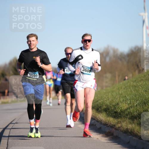 06.04.2025 - 44. Internationalen Wilhelmsburger Insellauf Jannik Wohlers http://msf.ph/oto/7601299 06.04.2025 09:19:39 Laufen 3599, 45, 3600 meine-sportfotos.de