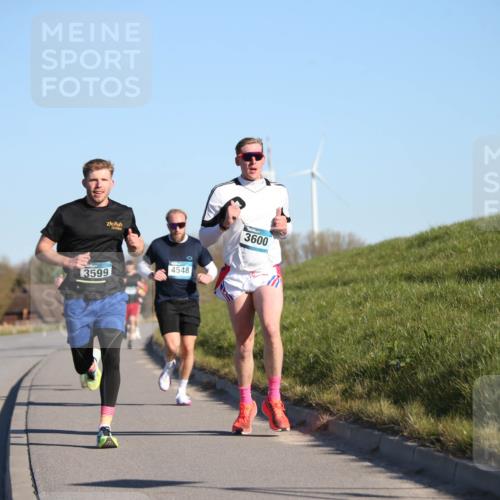 06.04.2025 - 44. Internationalen Wilhelmsburger Insellauf Jannik Wohlers http://msf.ph/oto/7601393 06.04.2025 09:19:41 Laufen 3599, 4548, 3600 meine-sportfotos.de