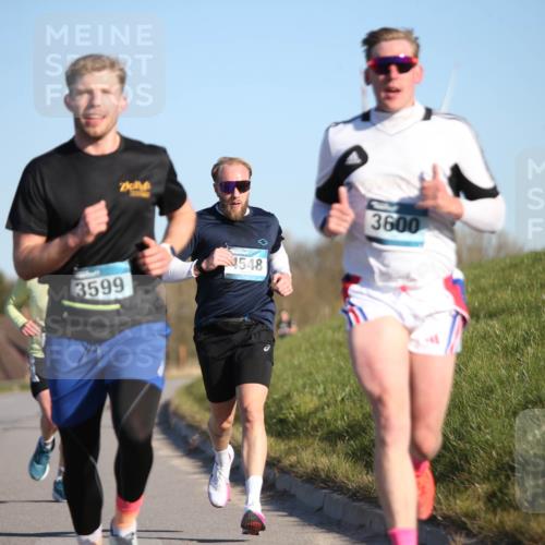 06.04.2025 - 44. Internationalen Wilhelmsburger Insellauf Jannik Wohlers http://msf.ph/oto/7601409 06.04.2025 09:19:42 Laufen 3599, 548, 3600 meine-sportfotos.de