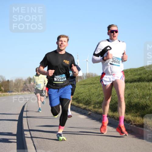 06.04.2025 - 44. Internationalen Wilhelmsburger Insellauf Jannik Wohlers http://msf.ph/oto/7601477 06.04.2025 09:19:43 Laufen 3368, 3599, 48, 3600 meine-sportfotos.de