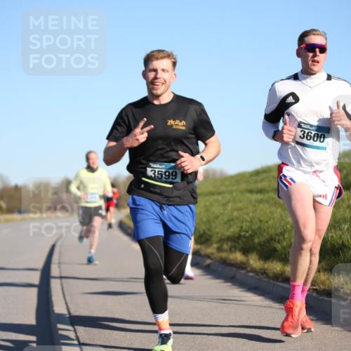 06.04.2025 - 44. Internationalen Wilhelmsburger Insellauf Jannik Wohlers http://msf.ph/oto/7601508 06.04.2025 09:19:43 Laufen 3599, 3600 meine-sportfotos.de