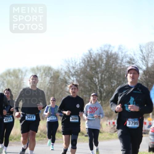 06.04.2025 - 44. Internationalen Wilhelmsburger Insellauf Jannik Wohlers http://msf.ph/oto/7601585 06.04.2025 10:45:05 Laufen 4513, 3627, 3914, 3098, 5189, 3799 meine-sportfotos.de