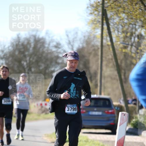 06.04.2025 - 44. Internationalen Wilhelmsburger Insellauf Jannik Wohlers http://msf.ph/oto/7601591 06.04.2025 10:45:05 Laufen 3098, 5139, 3799 meine-sportfotos.de