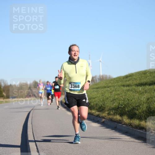 06.04.2025 - 44. Internationalen Wilhelmsburger Insellauf Jannik Wohlers http://msf.ph/oto/7601605 06.04.2025 09:19:45 Laufen 3368 meine-sportfotos.de