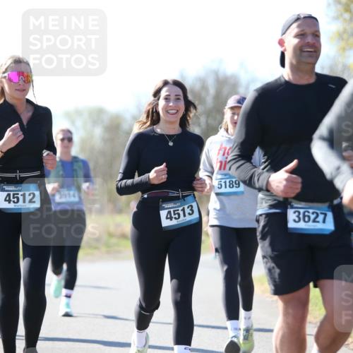 06.04.2025 - 44. Internationalen Wilhelmsburger Insellauf Jannik Wohlers http://msf.ph/oto/7601612 06.04.2025 10:45:10 Laufen 3372, 4512, 3914, 4513, 5189, 3627 meine-sportfotos.de