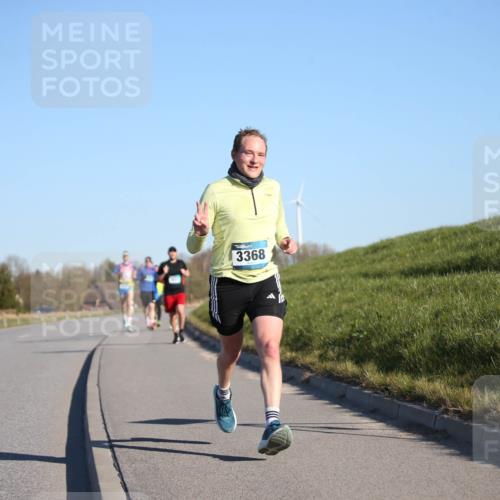 06.04.2025 - 44. Internationalen Wilhelmsburger Insellauf Jannik Wohlers http://msf.ph/oto/7601620 06.04.2025 09:19:45 Laufen 3368 meine-sportfotos.de