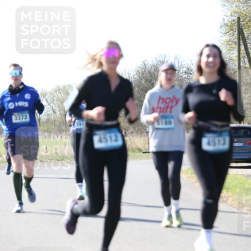 06.04.2025 - 44. Internationalen Wilhelmsburger Insellauf Jannik Wohlers http://msf.ph/oto/7601625 06.04.2025 10:45:11 Laufen 3372, 391, 4512, 5189, 4513, 4321 meine-sportfotos.de