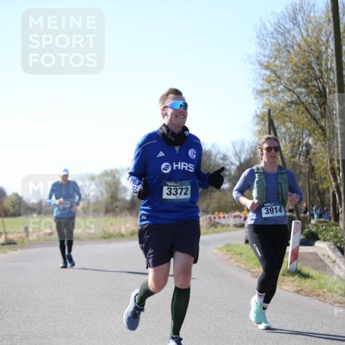 06.04.2025 - 44. Internationalen Wilhelmsburger Insellauf Jannik Wohlers http://msf.ph/oto/7601666 06.04.2025 10:45:14 Laufen 3372, 3914 meine-sportfotos.de