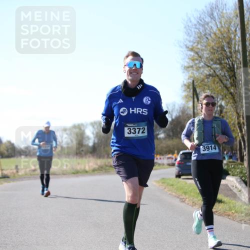 06.04.2025 - 44. Internationalen Wilhelmsburger Insellauf Jannik Wohlers http://msf.ph/oto/7601672 06.04.2025 10:45:14 Laufen 3372, 3914 meine-sportfotos.de