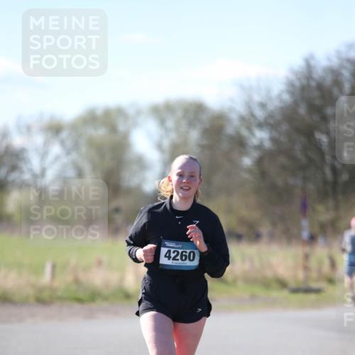 06.04.2025 - 44. Internationalen Wilhelmsburger Insellauf Jannik Wohlers http://msf.ph/oto/7601718 06.04.2025 10:45:23 Laufen 4260 meine-sportfotos.de