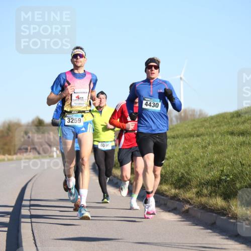 06.04.2025 - 44. Internationalen Wilhelmsburger Insellauf Jannik Wohlers http://msf.ph/oto/7601829 06.04.2025 09:19:51 Laufen 3259, 4096, 4430 meine-sportfotos.de