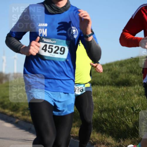 06.04.2025 - 44. Internationalen Wilhelmsburger Insellauf Jannik Wohlers http://msf.ph/oto/7601915 06.04.2025 09:19:54 Laufen 4529, 96 meine-sportfotos.de