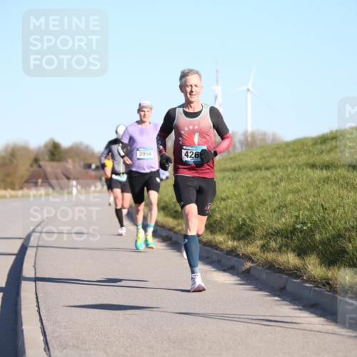 06.04.2025 - 44. Internationalen Wilhelmsburger Insellauf Jannik Wohlers http://msf.ph/oto/7602072 06.04.2025 09:20:11 Laufen 3994, 426 meine-sportfotos.de