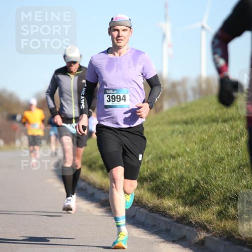 06.04.2025 - 44. Internationalen Wilhelmsburger Insellauf Jannik Wohlers http://msf.ph/oto/7602099 06.04.2025 09:20:12 Laufen 3994, 4265 meine-sportfotos.de