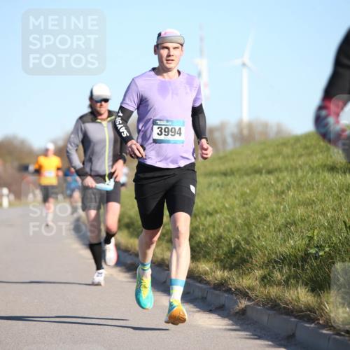 06.04.2025 - 44. Internationalen Wilhelmsburger Insellauf Jannik Wohlers http://msf.ph/oto/7602113 06.04.2025 09:20:12 Laufen 3994, 4265 meine-sportfotos.de
