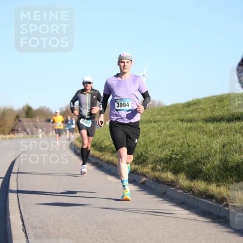 06.04.2025 - 44. Internationalen Wilhelmsburger Insellauf Jannik Wohlers http://msf.ph/oto/7602141 06.04.2025 09:20:13 Laufen 4392, 3994, 42 meine-sportfotos.de