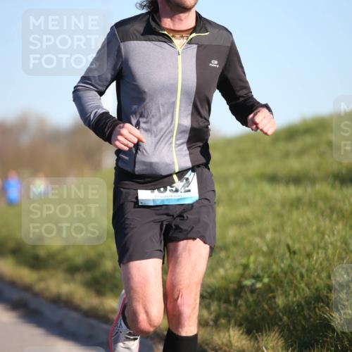 06.04.2025 - 44. Internationalen Wilhelmsburger Insellauf Jannik Wohlers http://msf.ph/oto/7602182 06.04.2025 09:20:15 Laufen  meine-sportfotos.de