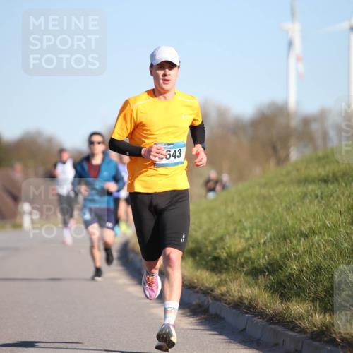 06.04.2025 - 44. Internationalen Wilhelmsburger Insellauf Jannik Wohlers http://msf.ph/oto/7602220 06.04.2025 09:20:20 Laufen 643 meine-sportfotos.de