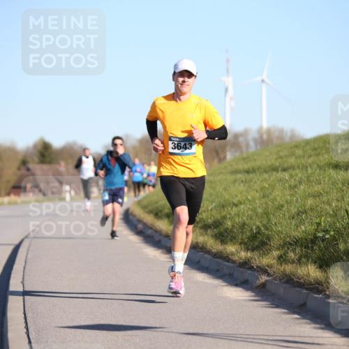 06.04.2025 - 44. Internationalen Wilhelmsburger Insellauf Jannik Wohlers http://msf.ph/oto/7602241 06.04.2025 09:20:21 Laufen 3643 meine-sportfotos.de