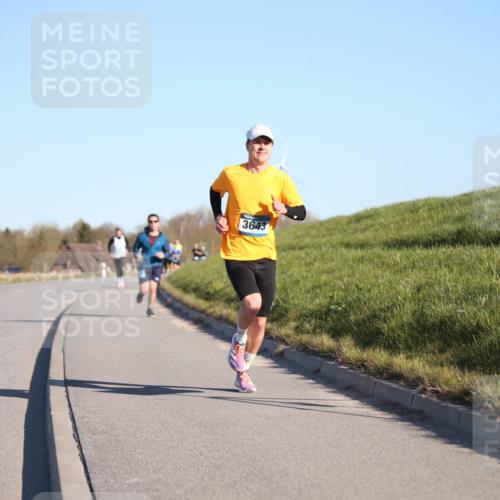 06.04.2025 - 44. Internationalen Wilhelmsburger Insellauf Jannik Wohlers http://msf.ph/oto/7602285 06.04.2025 09:20:21 Laufen 3643 meine-sportfotos.de