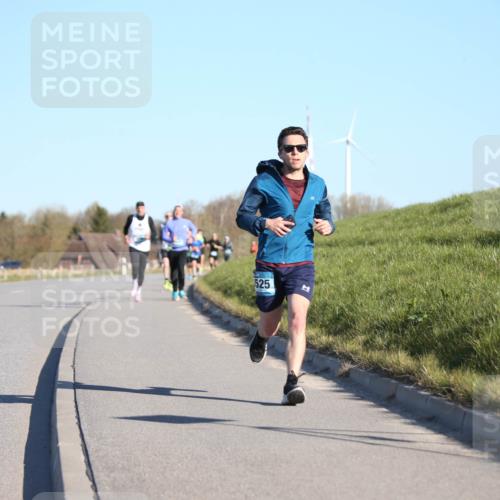 06.04.2025 - 44. Internationalen Wilhelmsburger Insellauf Jannik Wohlers http://msf.ph/oto/7602330 06.04.2025 09:20:25 Laufen 525 meine-sportfotos.de