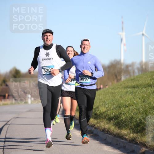 06.04.2025 - 44. Internationalen Wilhelmsburger Insellauf Jannik Wohlers http://msf.ph/oto/7602431 06.04.2025 09:20:30 Laufen 320, 3597 meine-sportfotos.de