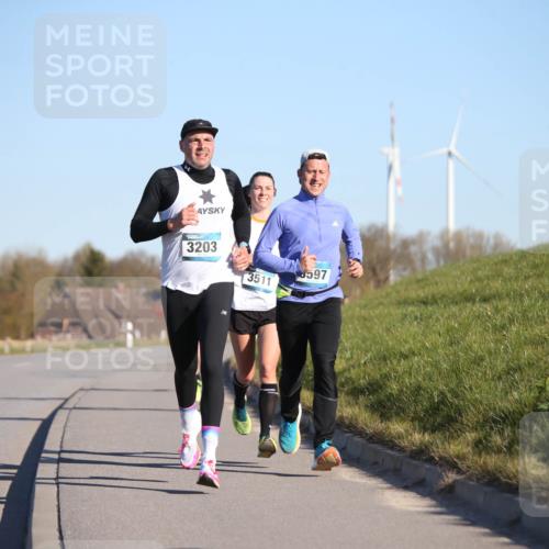 06.04.2025 - 44. Internationalen Wilhelmsburger Insellauf Jannik Wohlers http://msf.ph/oto/7602437 06.04.2025 09:20:30 Laufen 3203, 597, 3511 meine-sportfotos.de