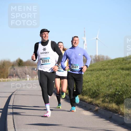 06.04.2025 - 44. Internationalen Wilhelmsburger Insellauf Jannik Wohlers http://msf.ph/oto/7602459 06.04.2025 09:20:31 Laufen 3203, 3597, 351 meine-sportfotos.de