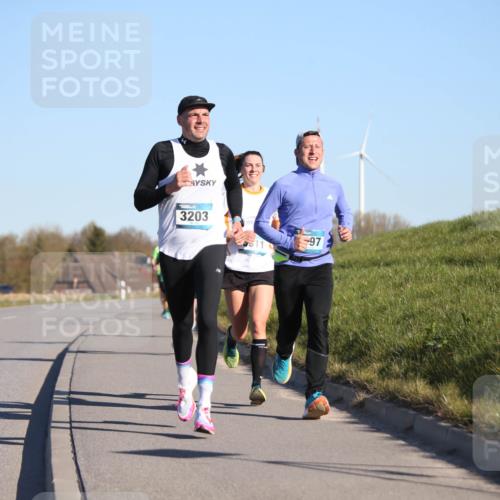 06.04.2025 - 44. Internationalen Wilhelmsburger Insellauf Jannik Wohlers http://msf.ph/oto/7602464 06.04.2025 09:20:31 Laufen 3203, 97 meine-sportfotos.de