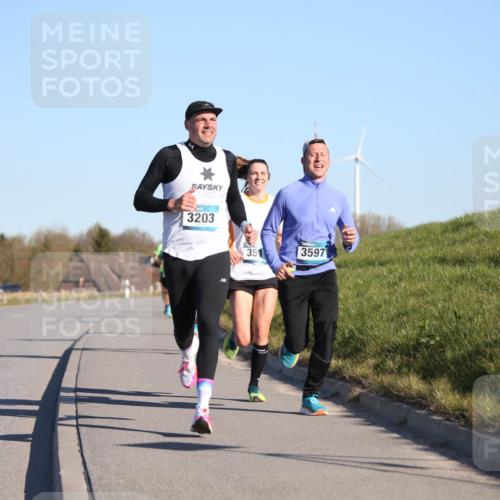06.04.2025 - 44. Internationalen Wilhelmsburger Insellauf Jannik Wohlers http://msf.ph/oto/7602472 06.04.2025 09:20:31 Laufen 3203, 351, 3597 meine-sportfotos.de