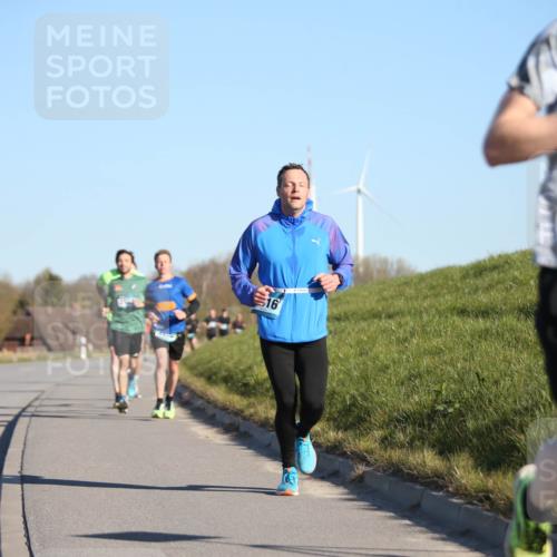 06.04.2025 - 44. Internationalen Wilhelmsburger Insellauf Jannik Wohlers http://msf.ph/oto/7602663 06.04.2025 09:20:36 Laufen 16, 3839 meine-sportfotos.de