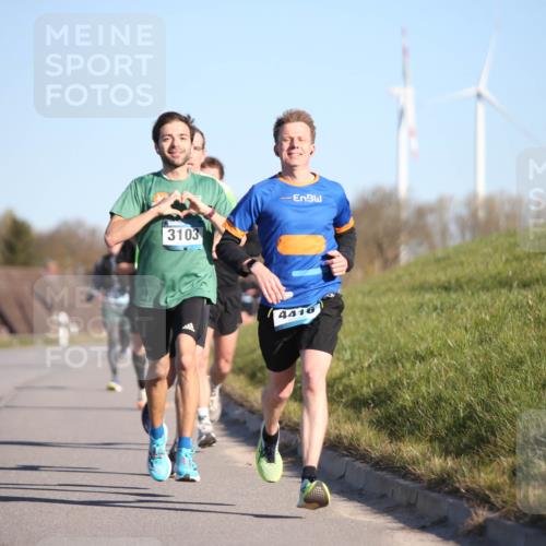 06.04.2025 - 44. Internationalen Wilhelmsburger Insellauf Jannik Wohlers http://msf.ph/oto/7602774 06.04.2025 09:20:38 Laufen 3103, 4416 meine-sportfotos.de