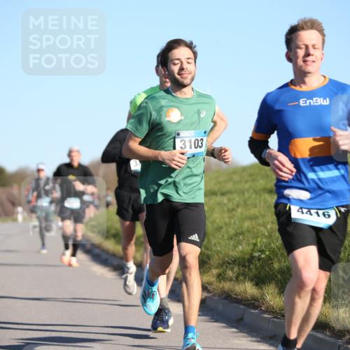 06.04.2025 - 44. Internationalen Wilhelmsburger Insellauf Jannik Wohlers http://msf.ph/oto/7602857 06.04.2025 09:20:40 Laufen 3103, 4416 meine-sportfotos.de