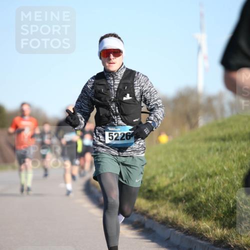 06.04.2025 - 44. Internationalen Wilhelmsburger Insellauf Jannik Wohlers http://msf.ph/oto/7602993 06.04.2025 09:20:44 Laufen 5226, 45 meine-sportfotos.de
