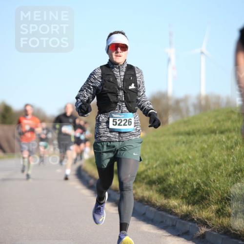 06.04.2025 - 44. Internationalen Wilhelmsburger Insellauf Jannik Wohlers http://msf.ph/oto/7603004 06.04.2025 09:20:45 Laufen 5226 meine-sportfotos.de