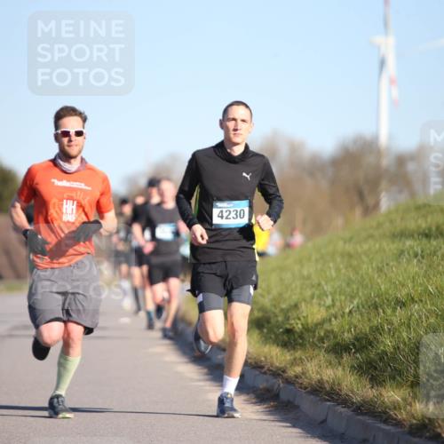 06.04.2025 - 44. Internationalen Wilhelmsburger Insellauf Jannik Wohlers http://msf.ph/oto/7603082 06.04.2025 09:20:49 Laufen 4230 meine-sportfotos.de