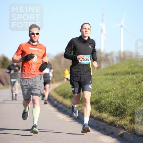 06.04.2025 - 44. Internationalen Wilhelmsburger Insellauf Jannik Wohlers http://msf.ph/oto/7603114 06.04.2025 09:20:50 Laufen 30 meine-sportfotos.de