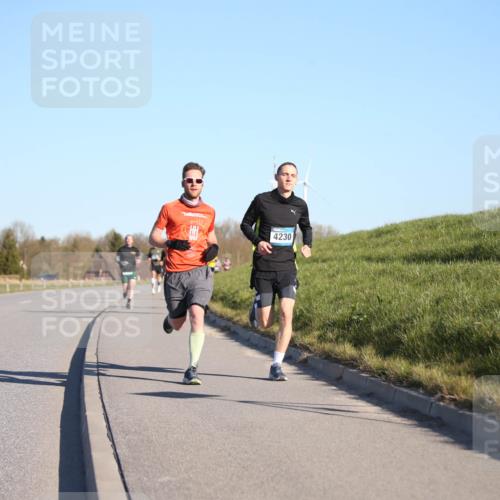 06.04.2025 - 44. Internationalen Wilhelmsburger Insellauf Jannik Wohlers http://msf.ph/oto/7603171 06.04.2025 09:20:51 Laufen 4230 meine-sportfotos.de