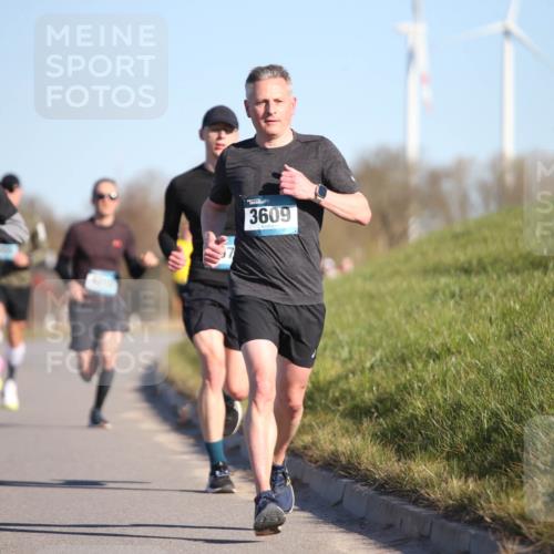06.04.2025 - 44. Internationalen Wilhelmsburger Insellauf Jannik Wohlers http://msf.ph/oto/7603233 06.04.2025 09:20:54 Laufen 3609 meine-sportfotos.de
