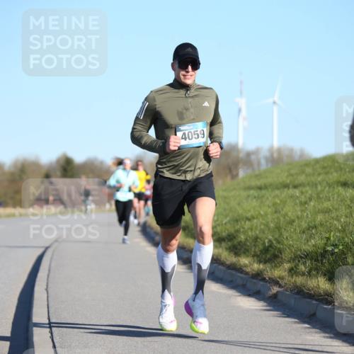 06.04.2025 - 44. Internationalen Wilhelmsburger Insellauf Jannik Wohlers http://msf.ph/oto/7603400 06.04.2025 09:21:00 Laufen 4059, 4215 meine-sportfotos.de