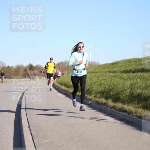 06.04.2025 - 44. Internationalen Wilhelmsburger Insellauf Jannik Wohlers http://msf.ph/oto/7603515 06.04.2025 09:21:06 Laufen 4378 meine-sportfotos.de