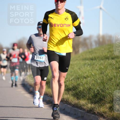 06.04.2025 - 44. Internationalen Wilhelmsburger Insellauf Jannik Wohlers http://msf.ph/oto/7603560 06.04.2025 09:21:09 Laufen 3161, 09 meine-sportfotos.de