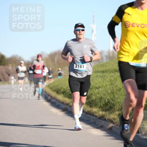 06.04.2025 - 44. Internationalen Wilhelmsburger Insellauf Jannik Wohlers http://msf.ph/oto/7603586 06.04.2025 09:21:10 Laufen 3161 meine-sportfotos.de