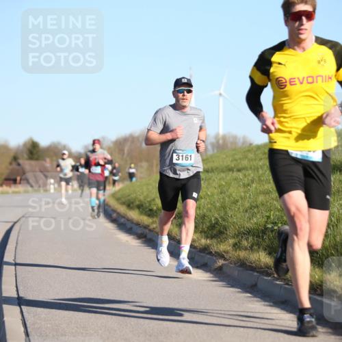 06.04.2025 - 44. Internationalen Wilhelmsburger Insellauf Jannik Wohlers http://msf.ph/oto/7603611 06.04.2025 09:21:10 Laufen 3161 meine-sportfotos.de