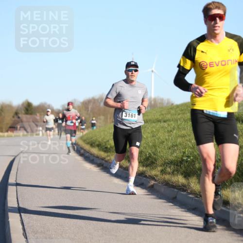 06.04.2025 - 44. Internationalen Wilhelmsburger Insellauf Jannik Wohlers http://msf.ph/oto/7603615 06.04.2025 09:21:11 Laufen 3161 meine-sportfotos.de
